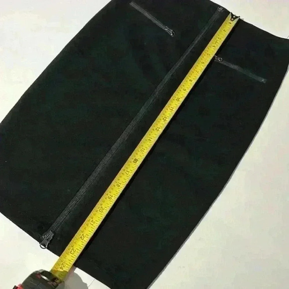 NWT Romeo & Juliet Couture Black Pencil Skirt Size Small - Picture 4 of 7